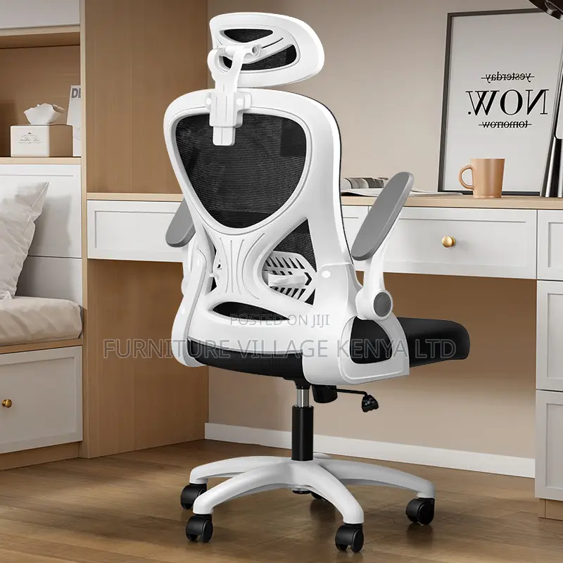 Executive Swivel Visitor Mesh Chair.