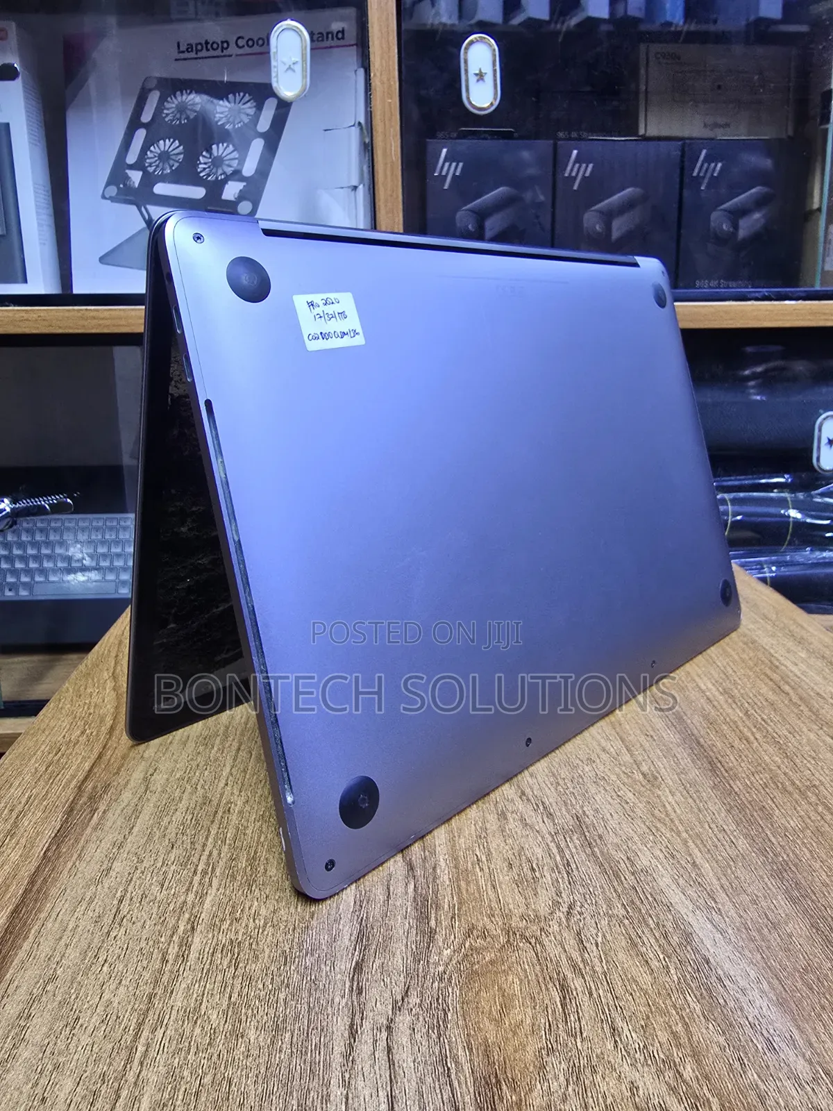 Laptop Apple MacBook Pro 2020 32GB Intel Core i7 SSD 1T