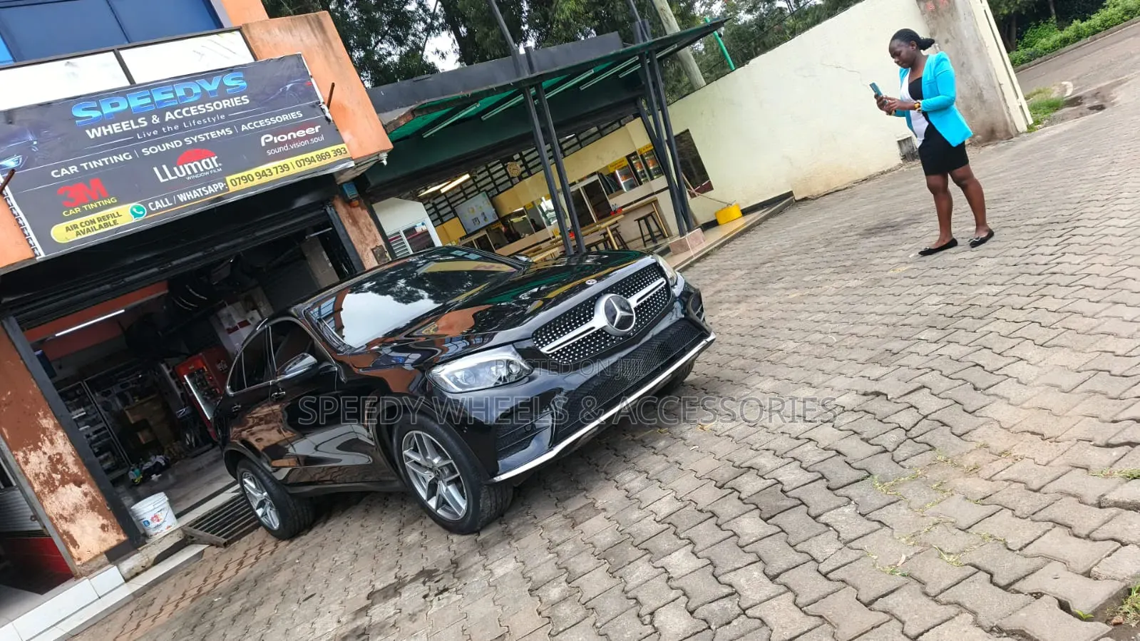 Mercedes Benz Gle Llumar Ceramic Tint.