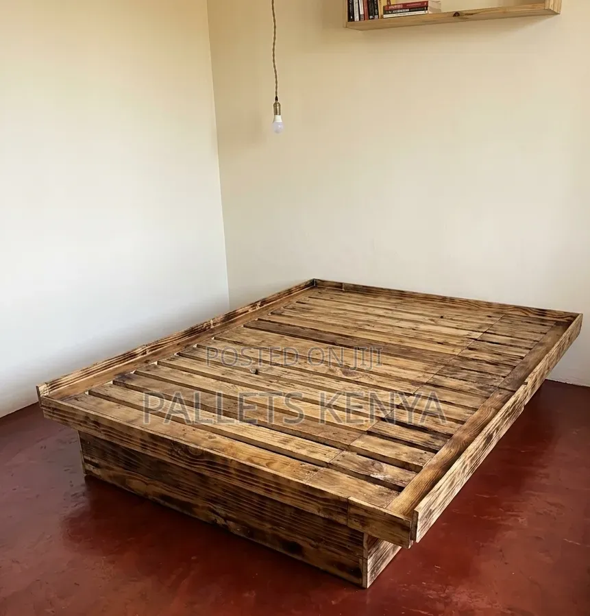 Pallet Bed- Floating 4×6 Pallet Bed Frame.11198