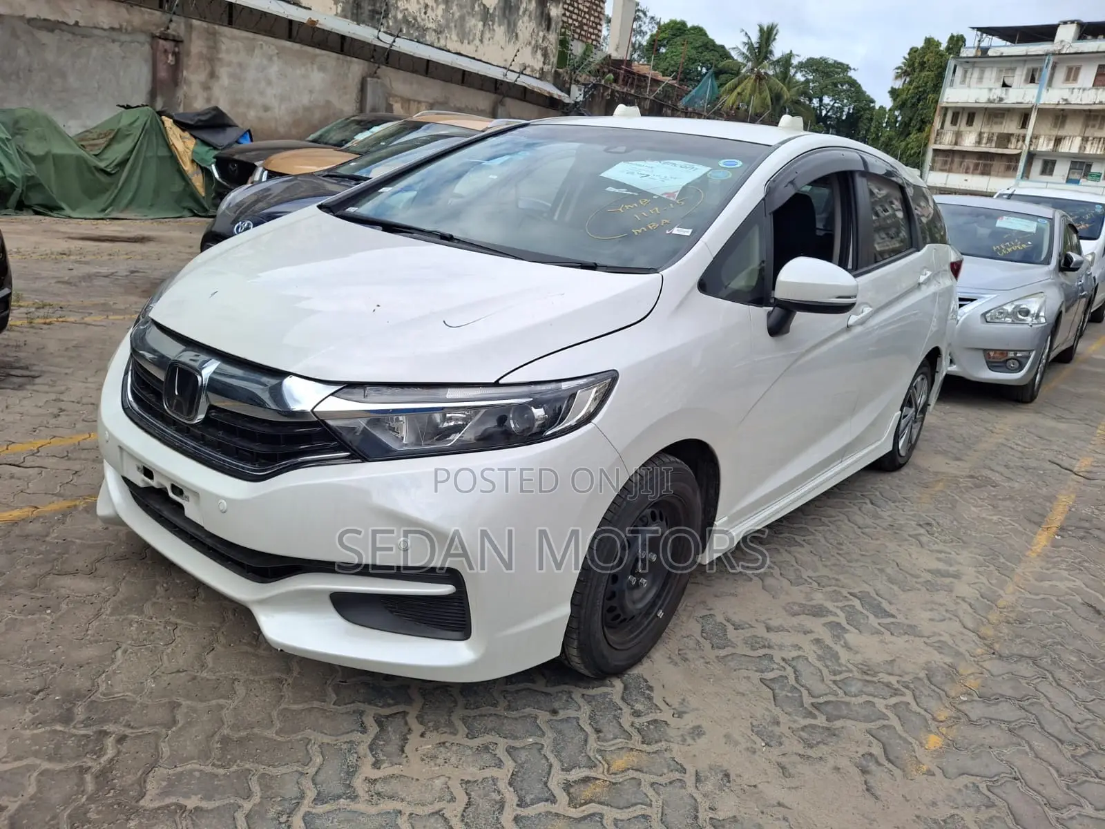 Honda Fit Shuttle 2020 White