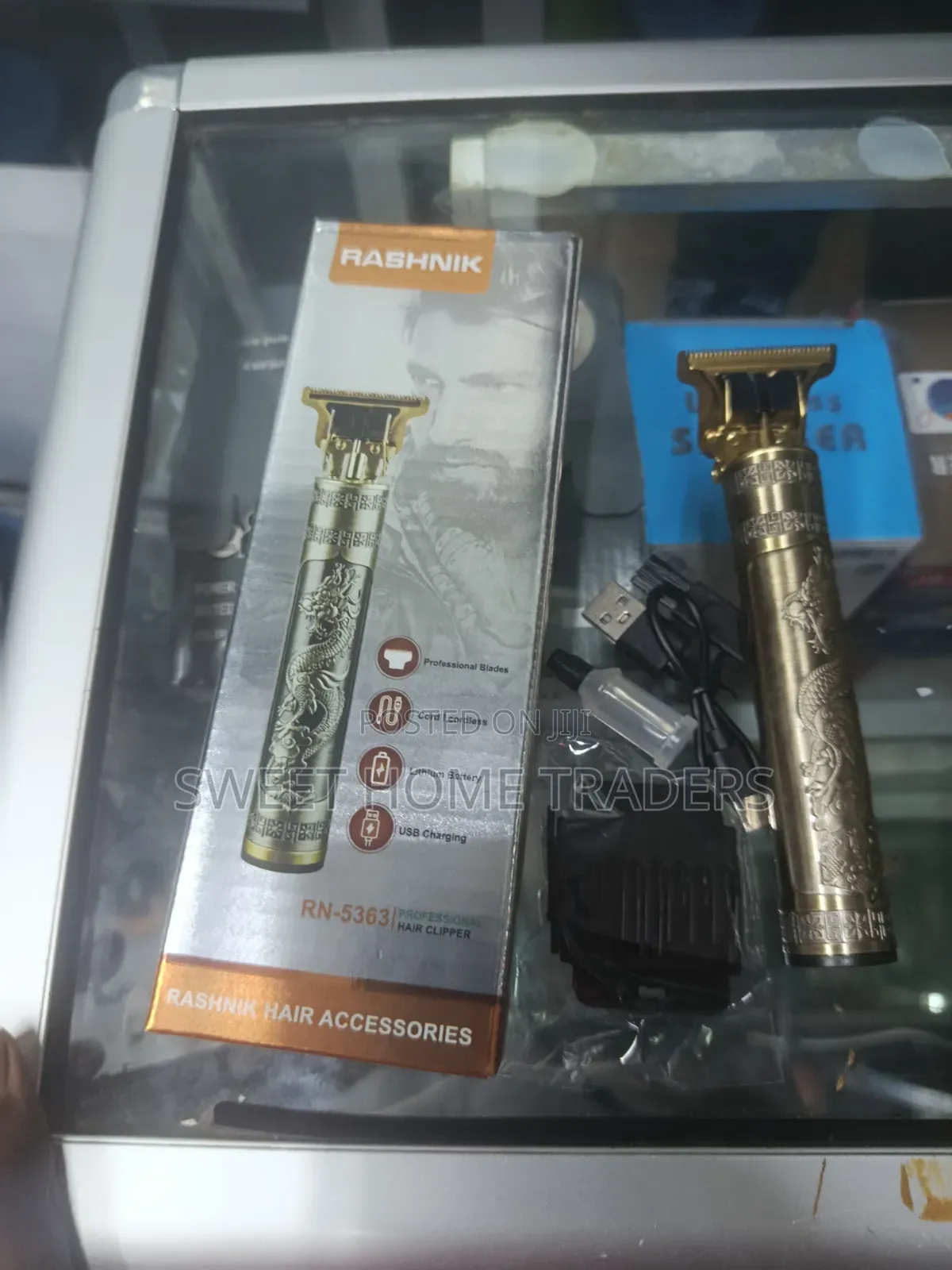 Vintage Rechargeable Shaver
