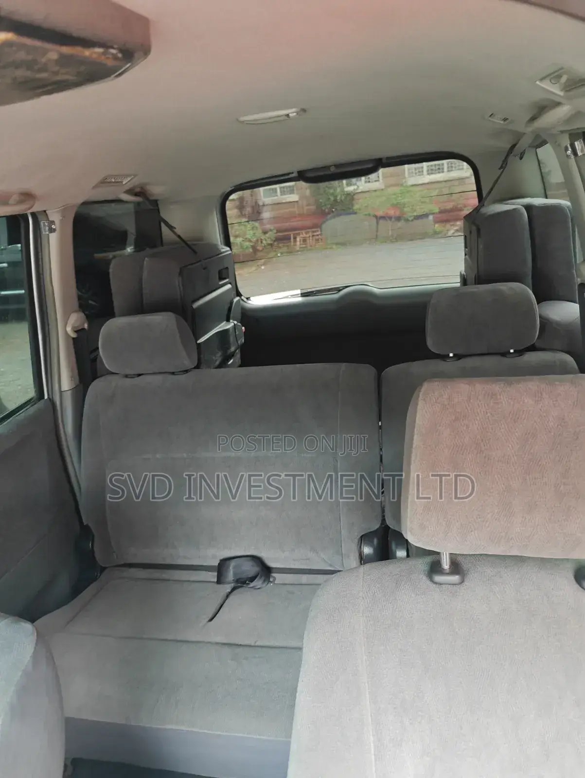 Toyota Voxy 2005 Silver
