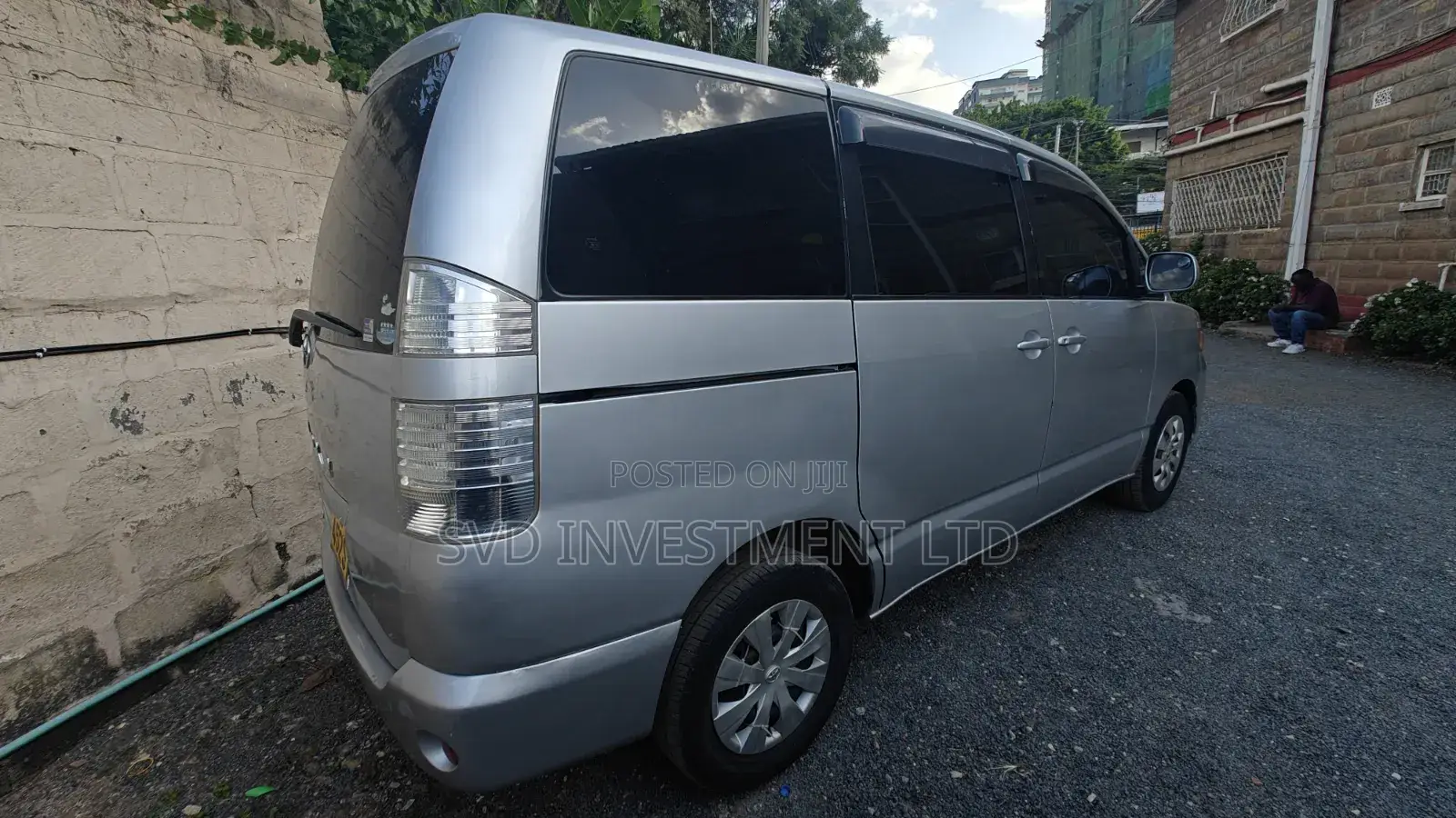 Toyota Voxy 2005 Silver