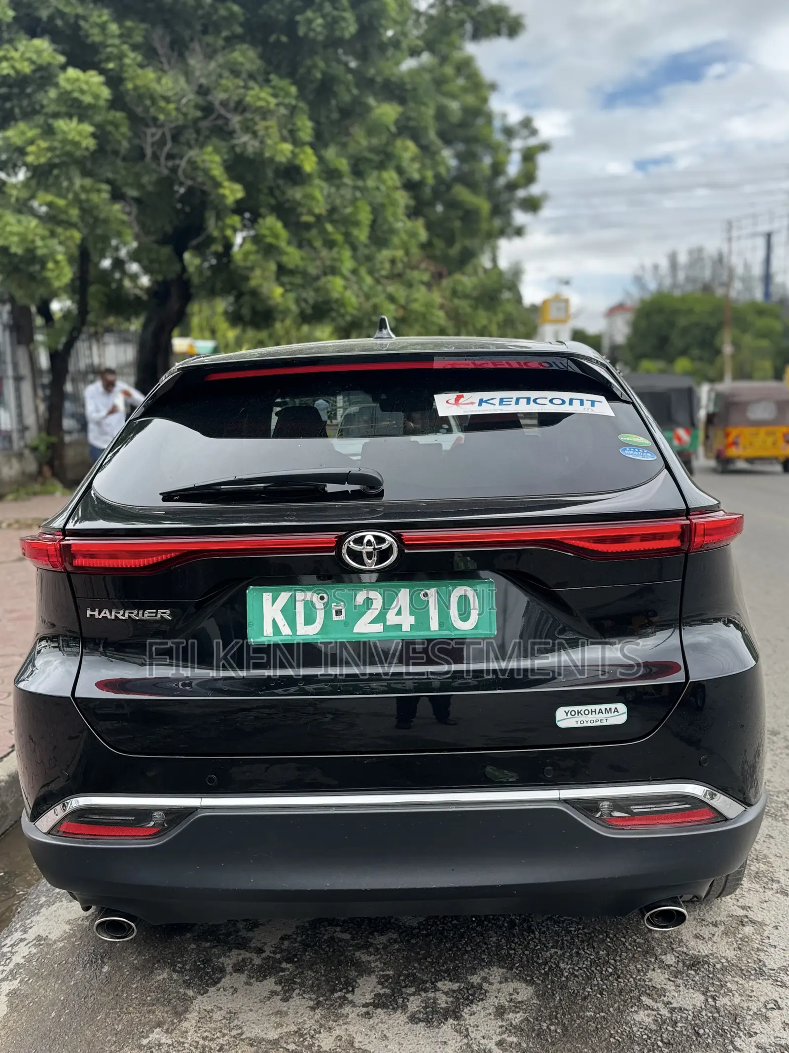 Toyota Harrier 2.0 4WD 2021 Black