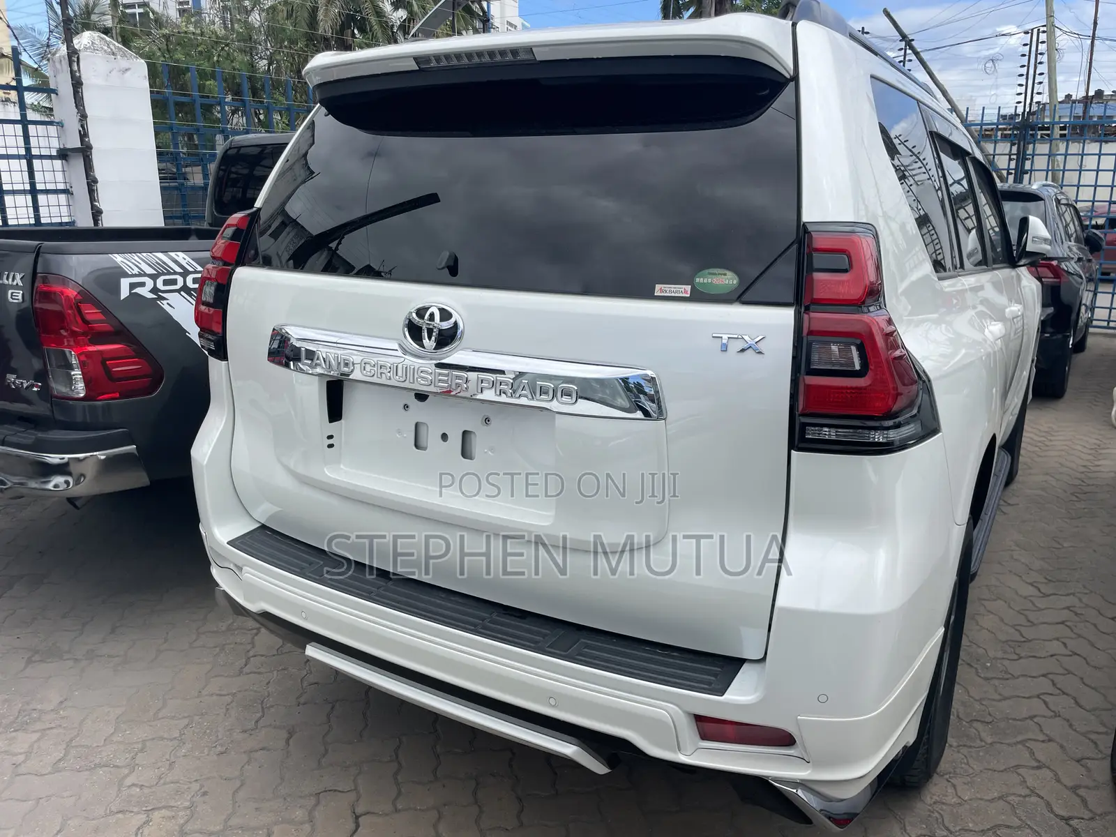 Toyota Land Cruiser Prado 2.8 2018 White