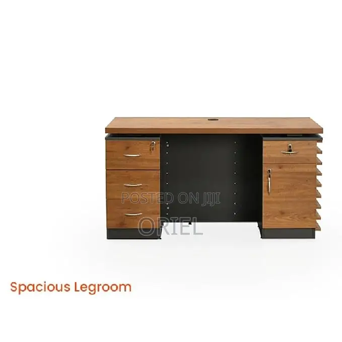 Office Desk : 140cm Brown Office Executive Desk