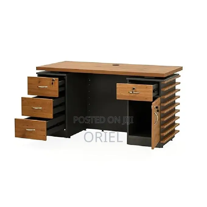 Office Desk : 140cm Brown Office Executive Desk