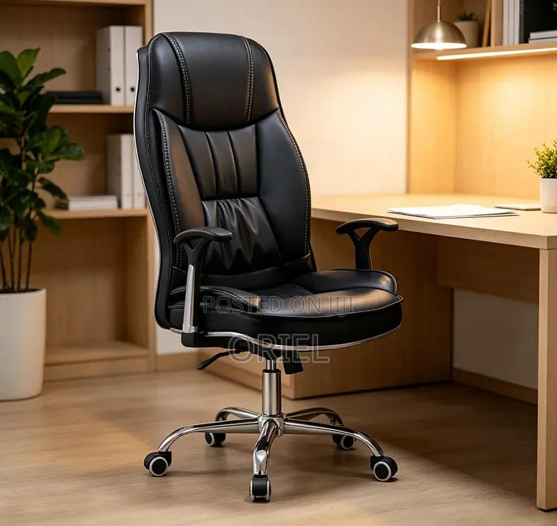 Office Chair : Executive Black Leather High-Back Office Chair