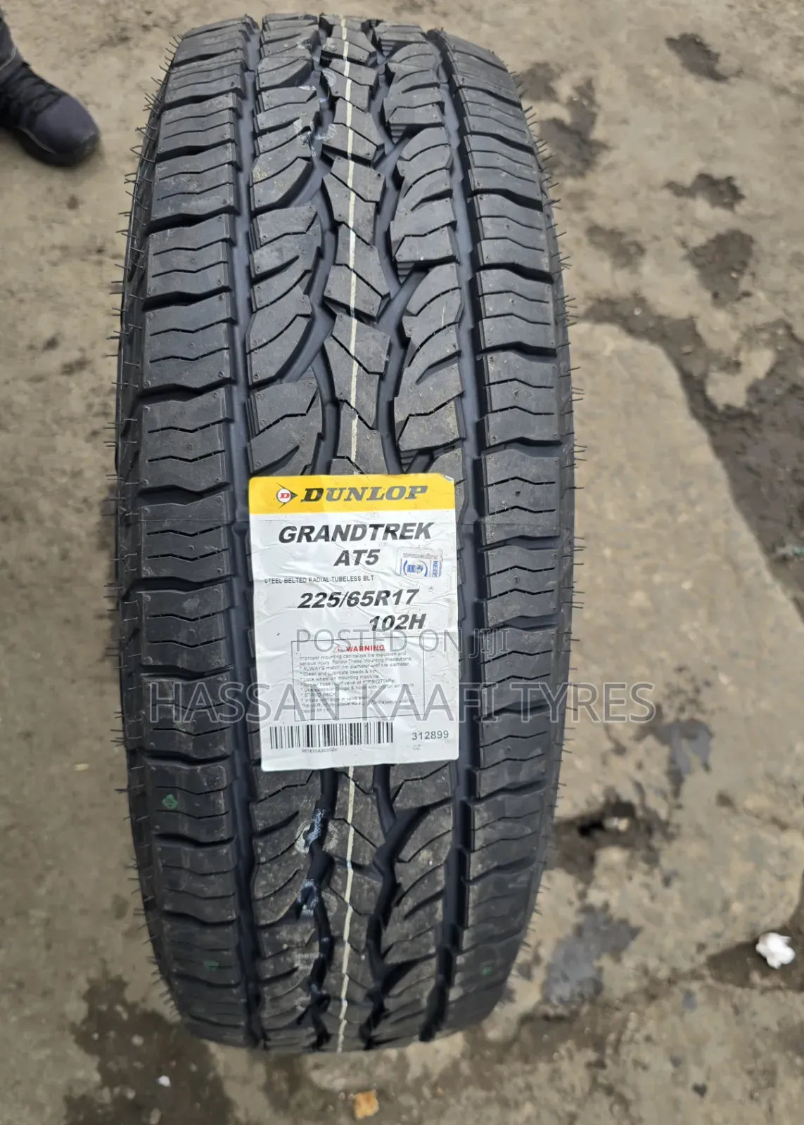 225/65r17 Dunlop Tyre