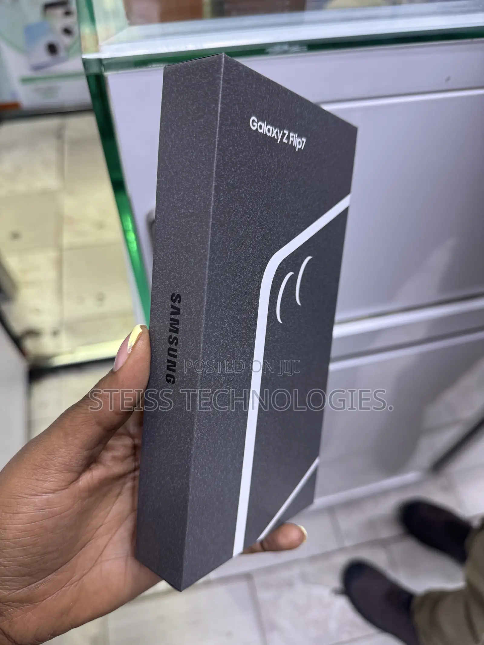 New Samsung Galaxy Z Flip7 256 GB Black