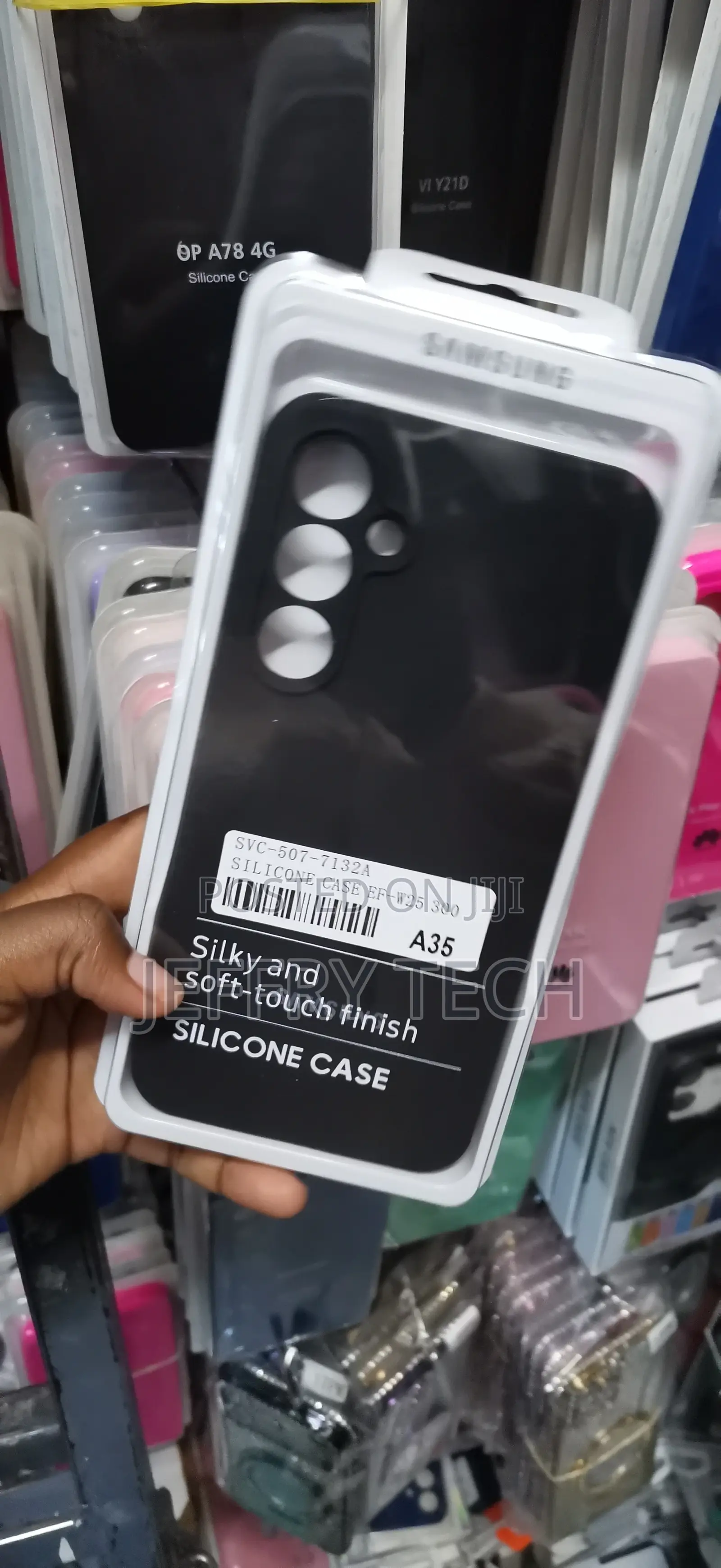 A35 Very Dark Charcoal Gray Vertical Three-Ring Cutout Case