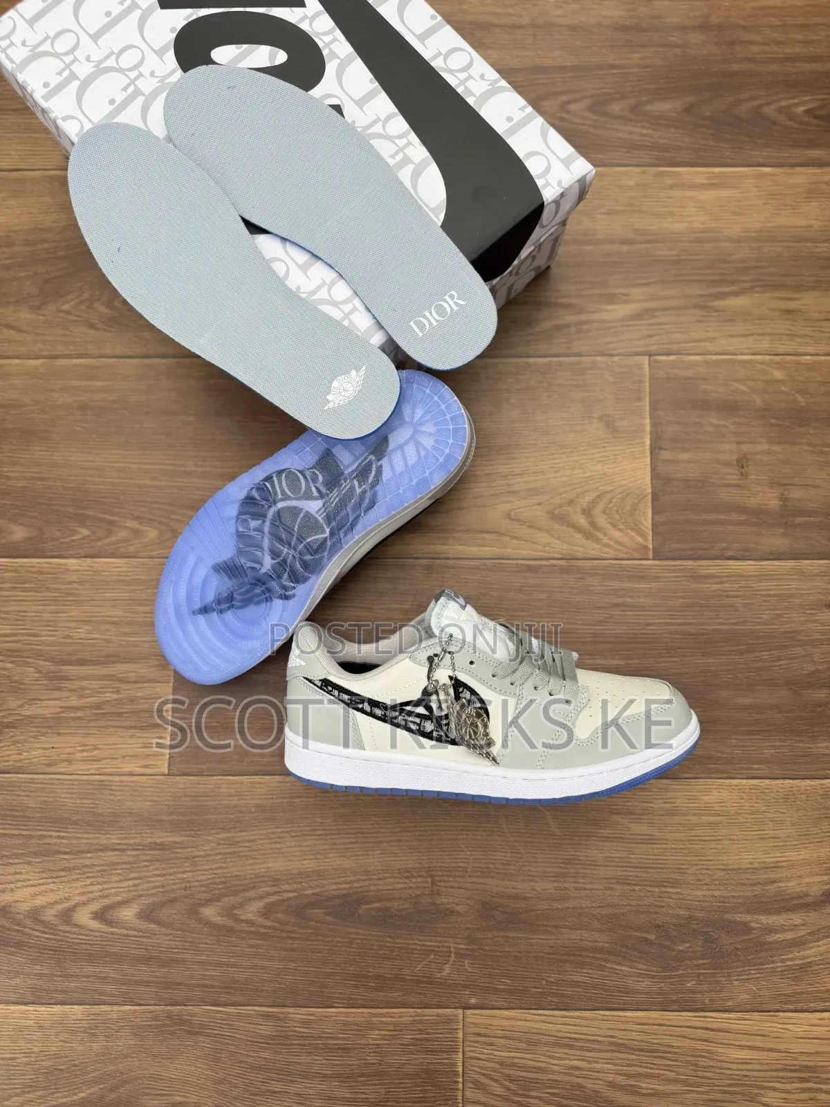 Air Jordan Low X Dior