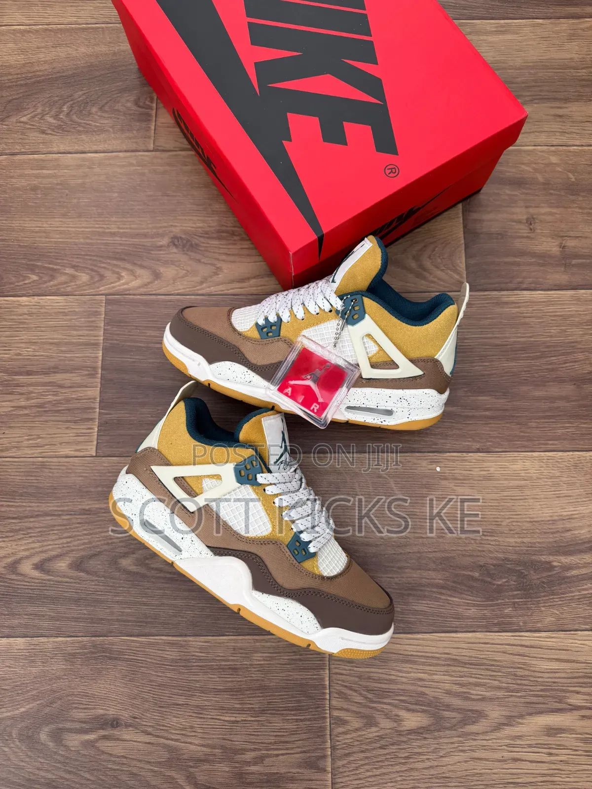 Nike Air Jordan 4 Retro
"Cacao Wow"