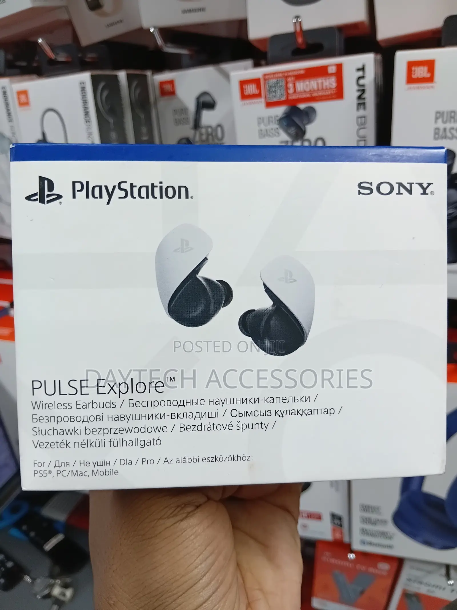 Ps5 Pulse Explore Wireless in-Ear Earbuds.
