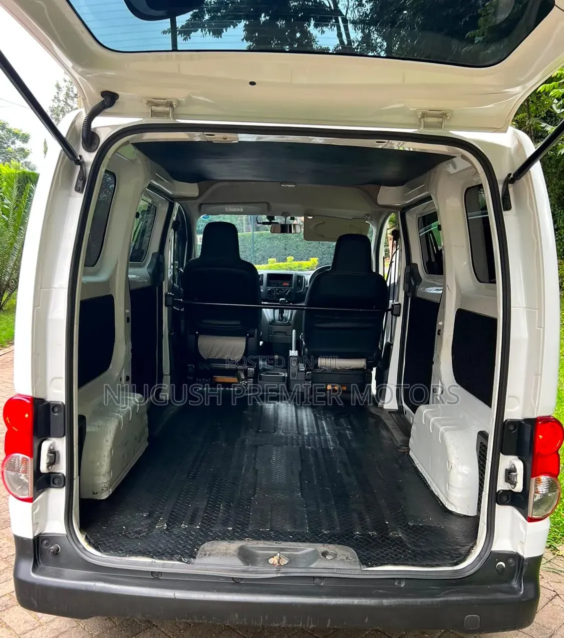 Nissan NV200 2019 White
