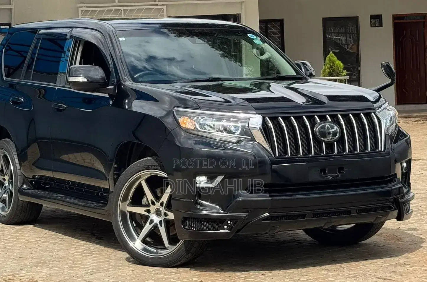 Toyota Land Cruiser Prado 2019 Black