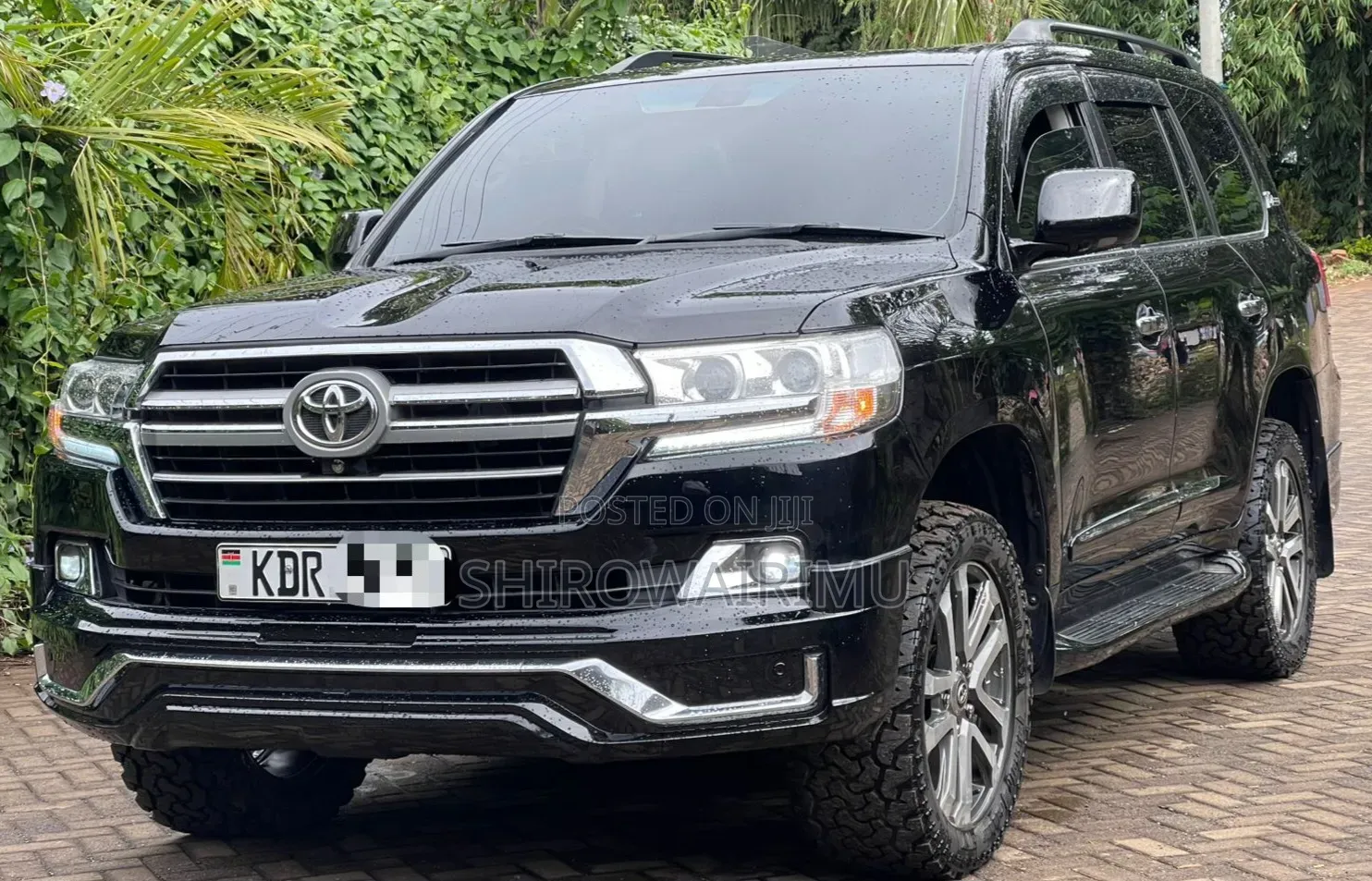 Toyota Land Cruiser 2011 Black