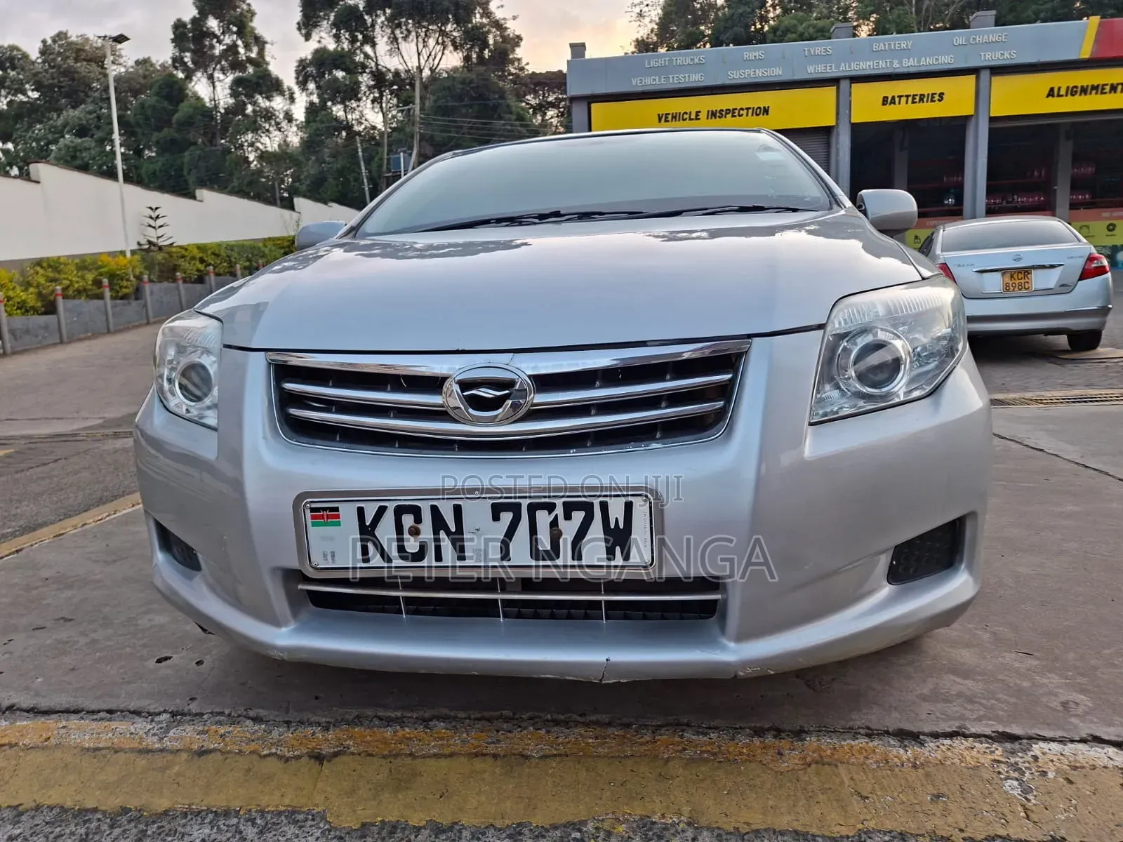Toyota Axio 2011 Silver