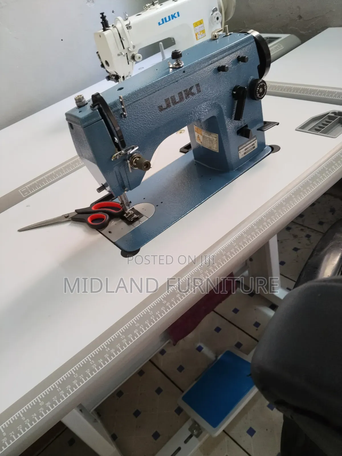 Juki 20u33 Zigzag and Hand Embroidery Sewing Machines