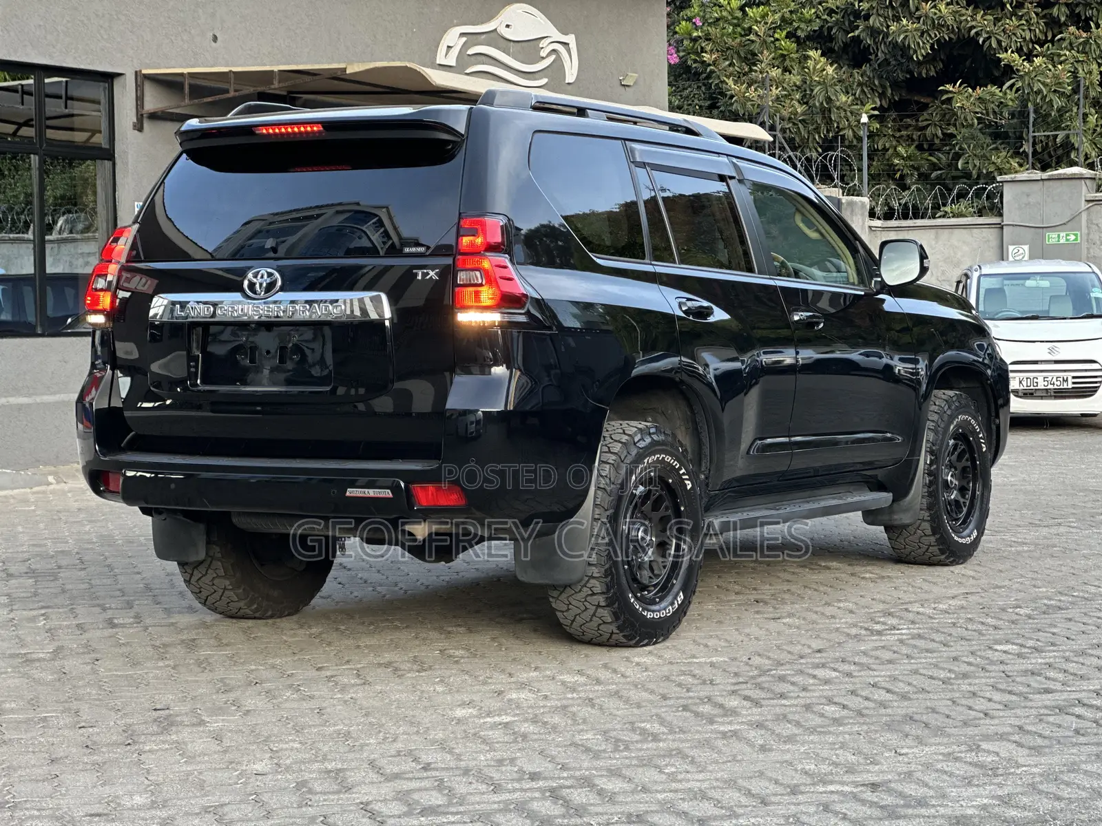 Toyota Land Cruiser Prado 2.8 2021 Black