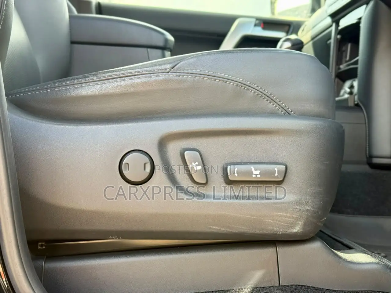 Toyota Land Cruiser Prado 2.7 2021 Black