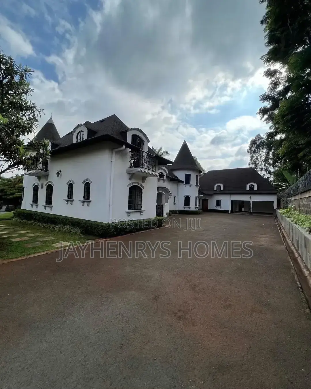 5bdrm Mansion in Kitisuru for sale