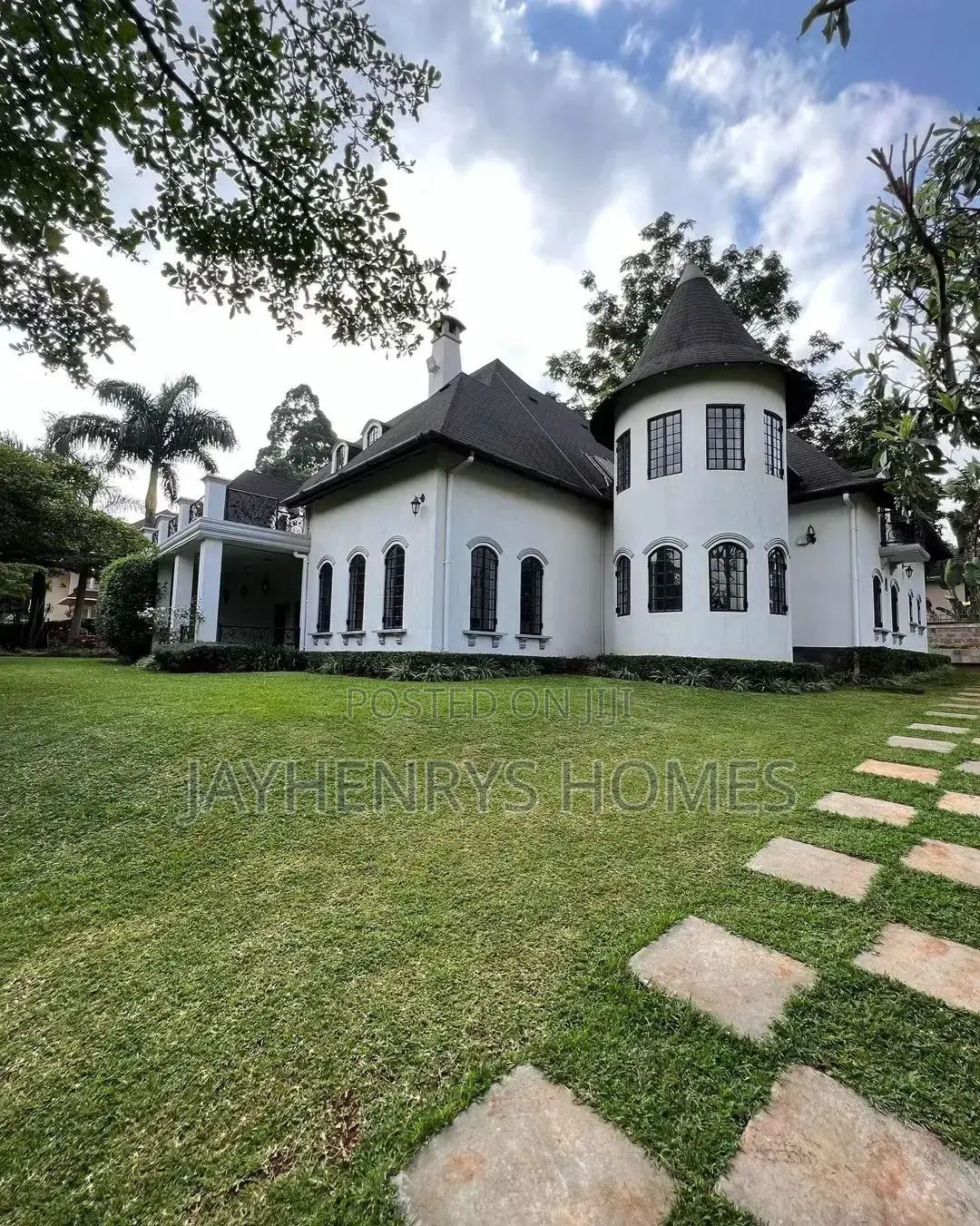 5bdrm Mansion in Kitisuru for sale