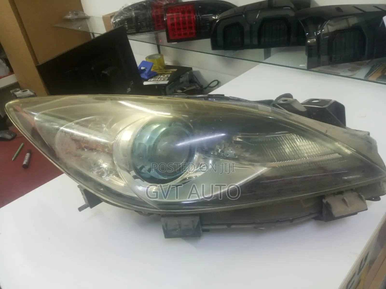 Mazda Axela 2009-2012 Xenon Headlights