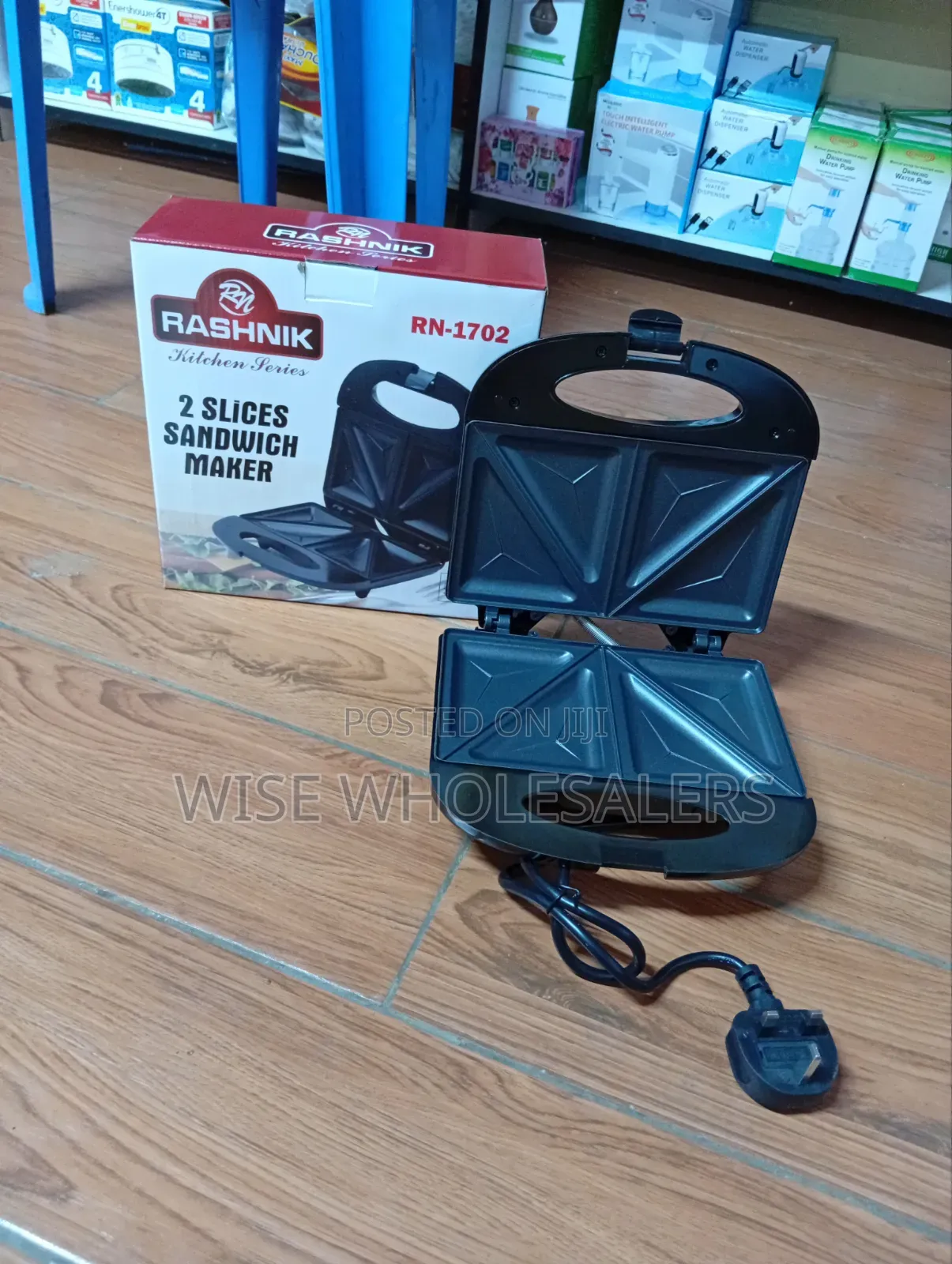Rashnik Rn – 1702 2 Slices Sandwich Maker.