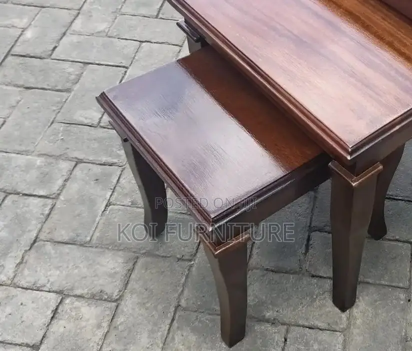 Coffee Table; Mahogany Nesting Coffee Table Set of 3