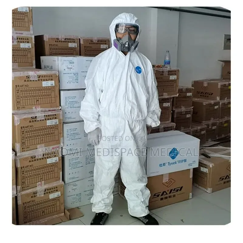 White Disposable Coverall/ Protective Overall