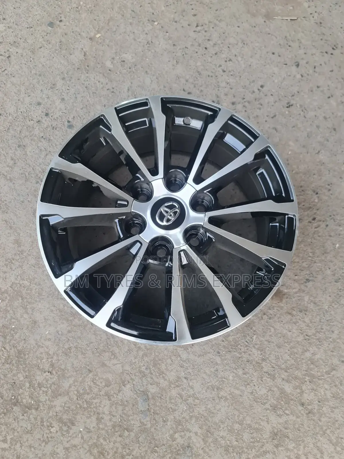 Rims Size (17) Toyota Landcruza (150) Set of 4.(6holes)