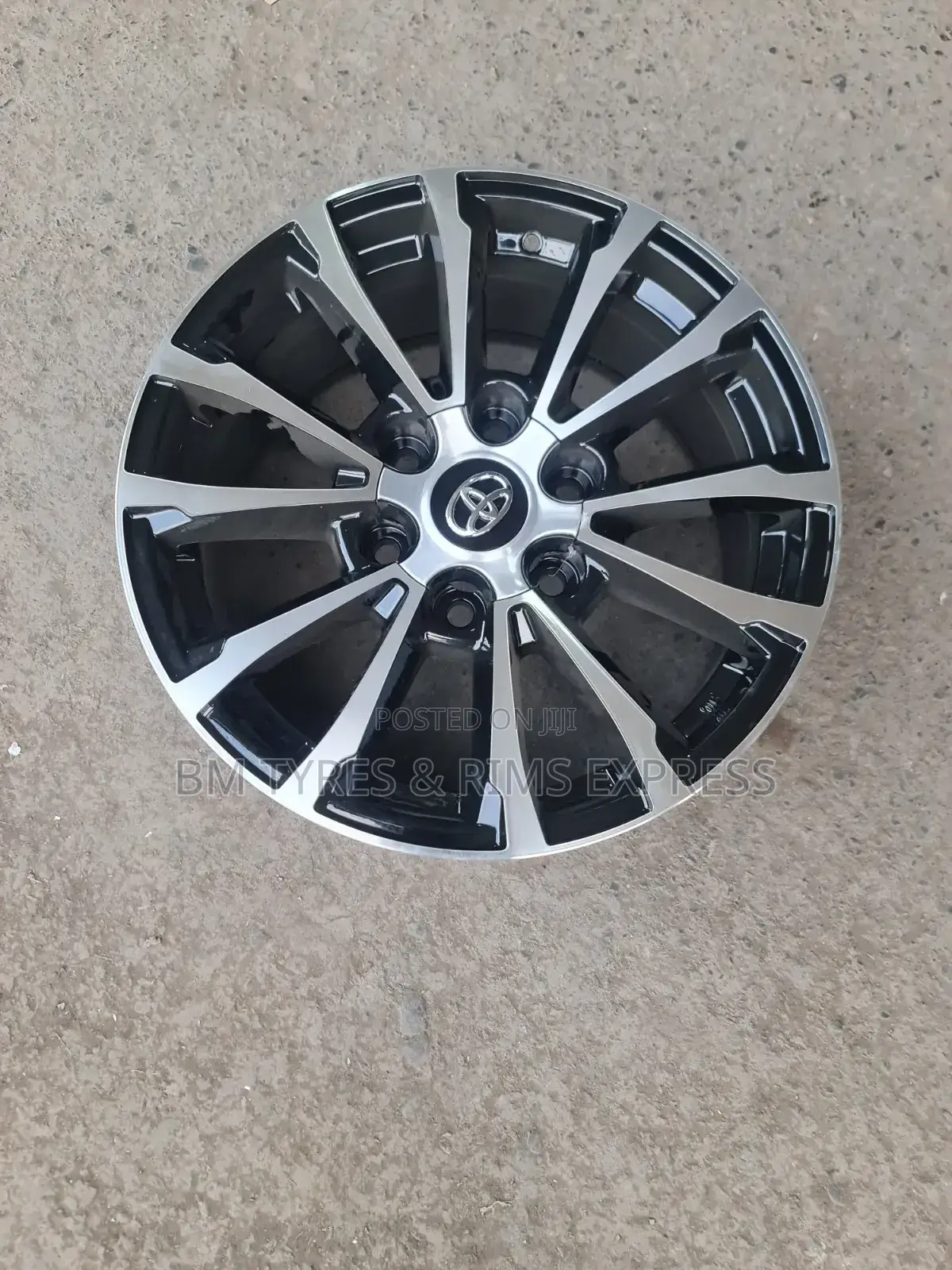 Rims Size (17) Toyota Landcruza (150) Set of 4.(6holes)