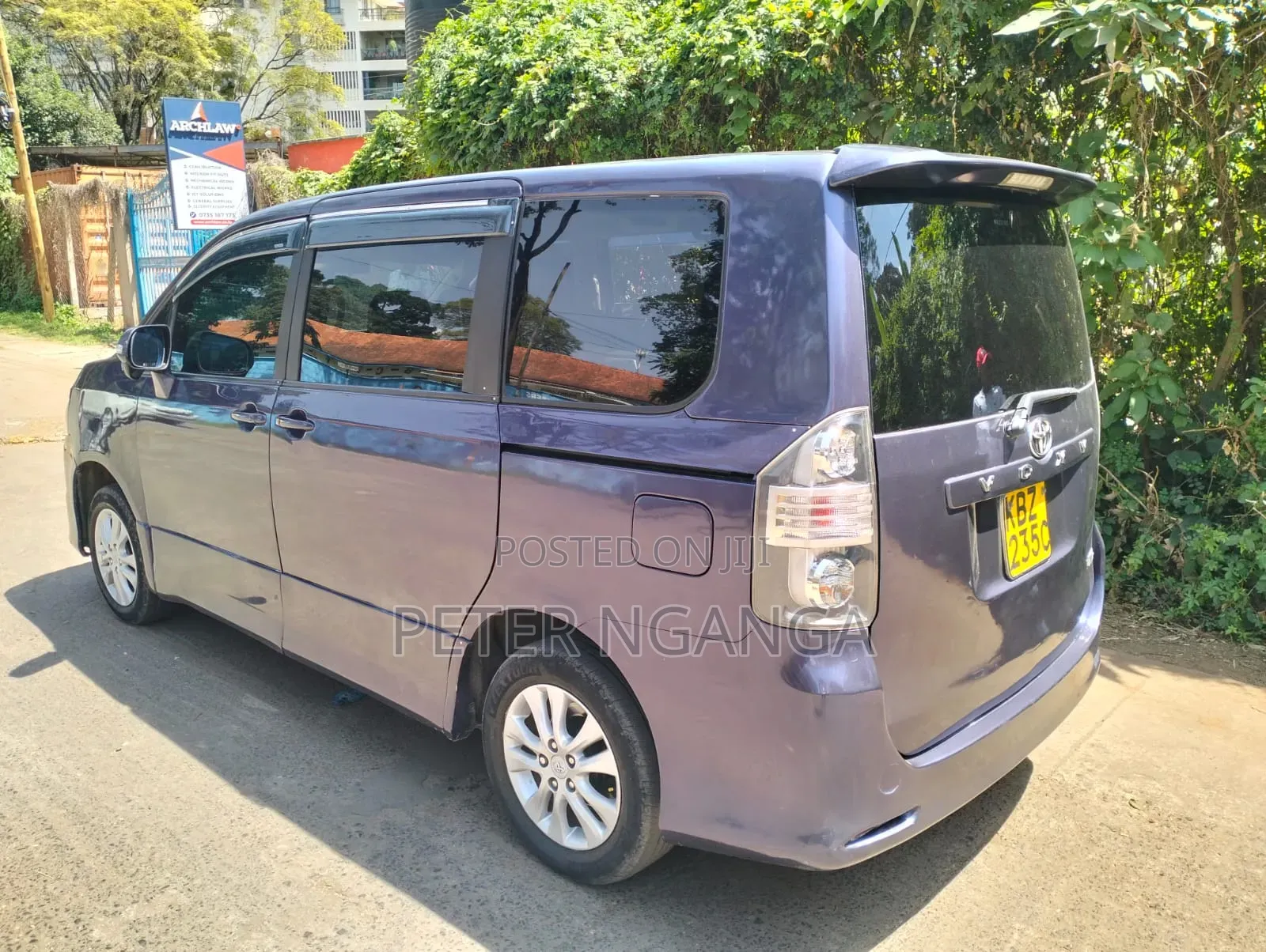Toyota Voxy 2008 Blue
