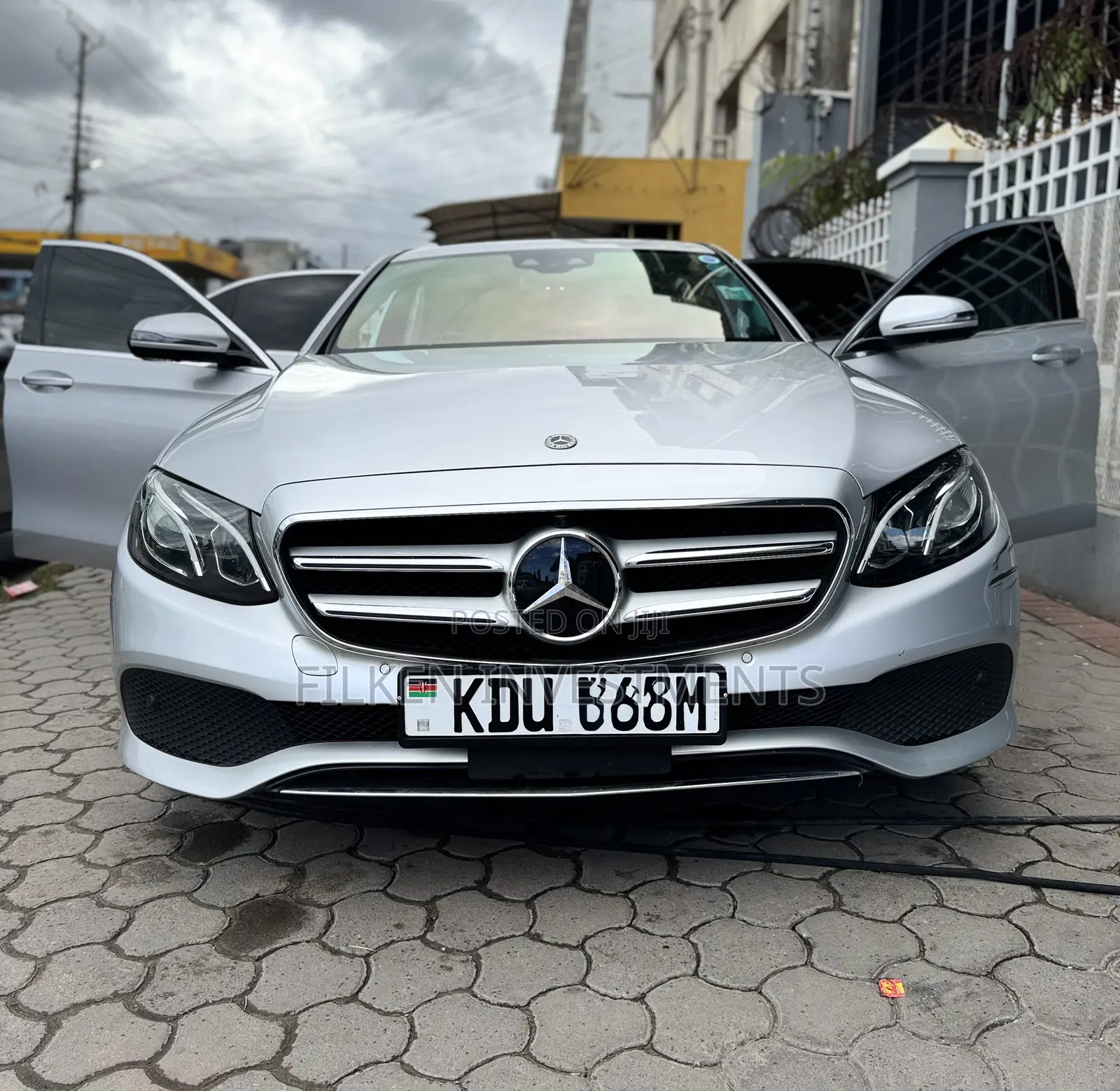 Mercedes-Benz E200 2018 Silver