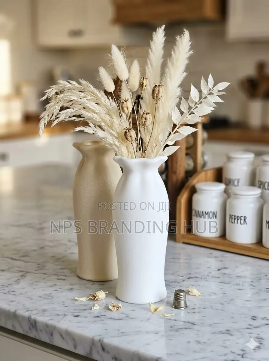 Plastic Long Nordic Style Vase (Hbc