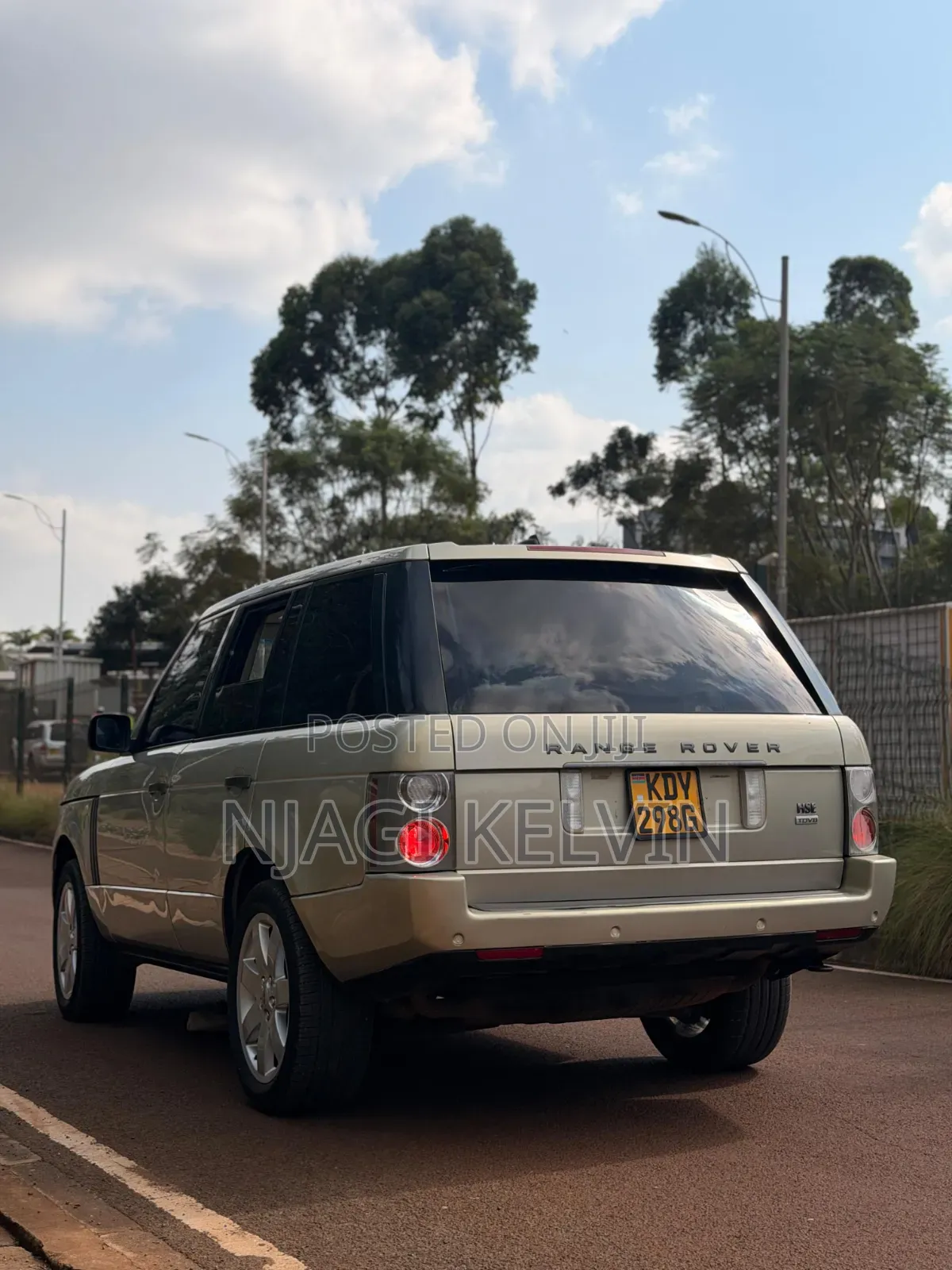 Land Rover Range Rover Vogue 2008 Gold