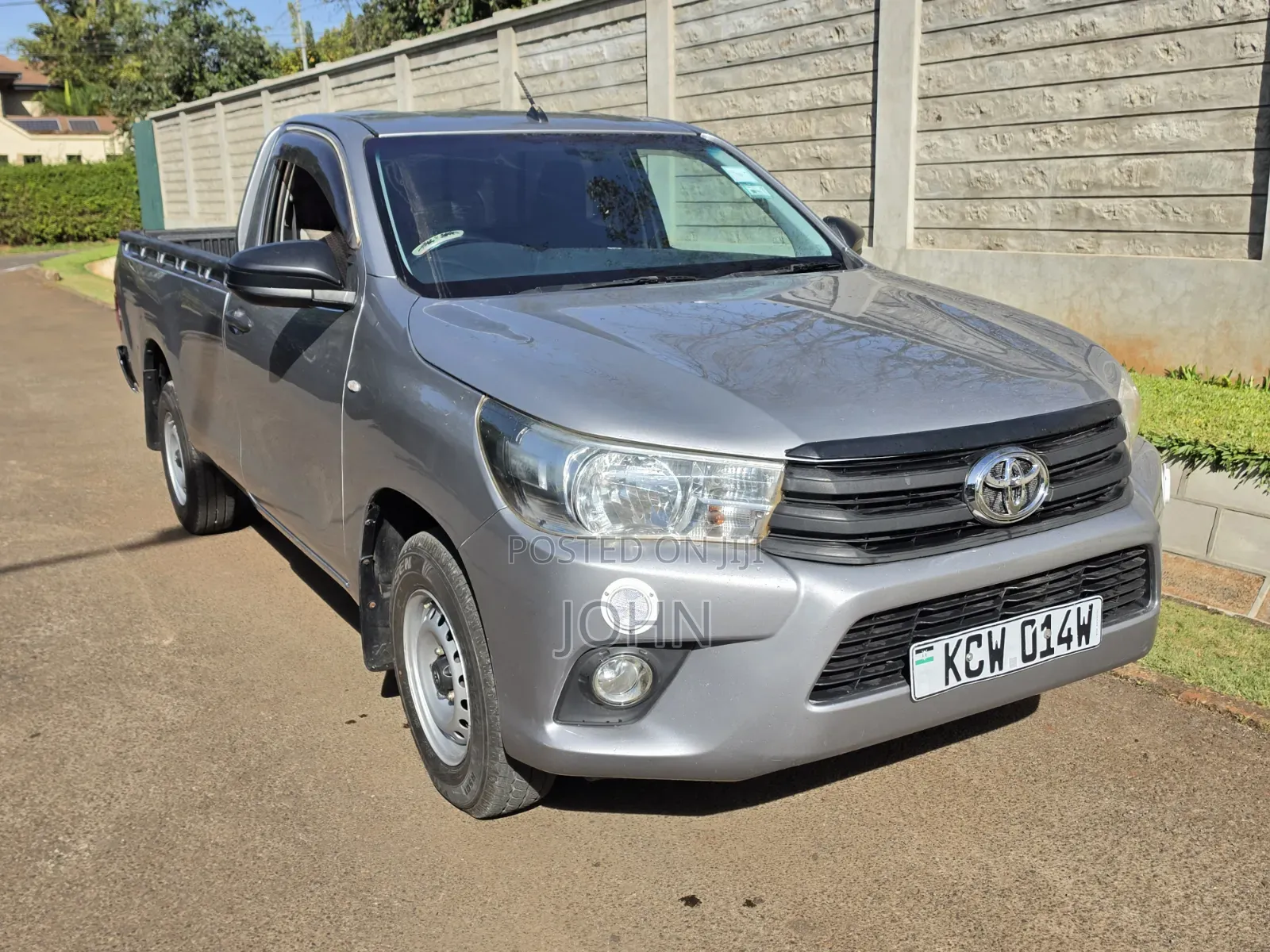 Toyota Hilux 2019 Silver