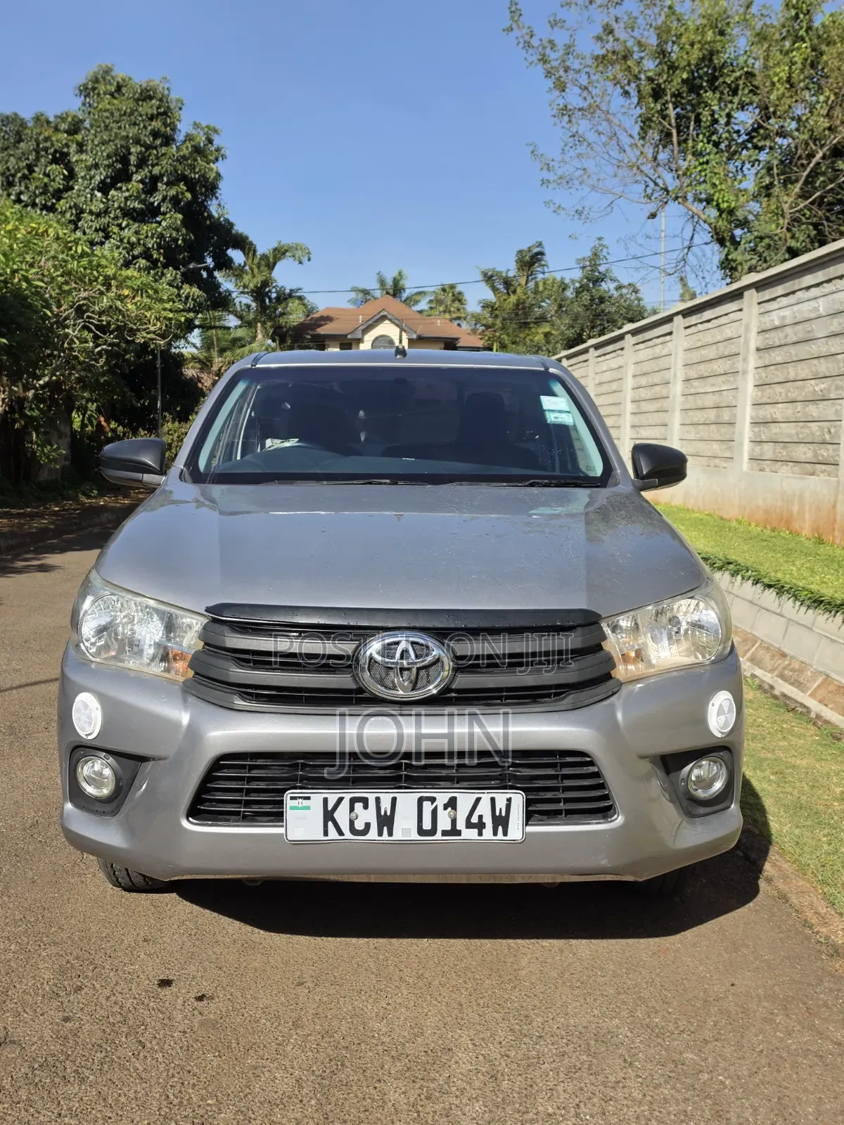 Toyota Hilux 2019 Silver