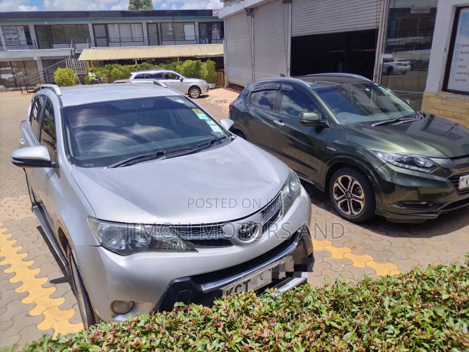 Toyota RAV4 2011 Silver
