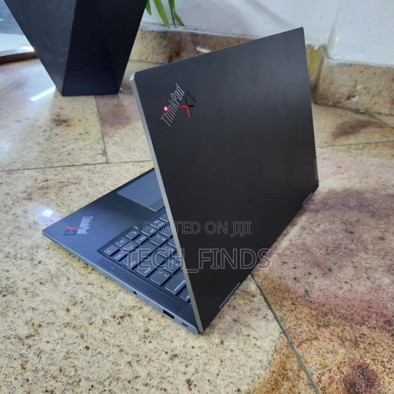 Laptop Lenovo ThinkPad X1 Yoga 16GB Intel Core i7 SSD 1T