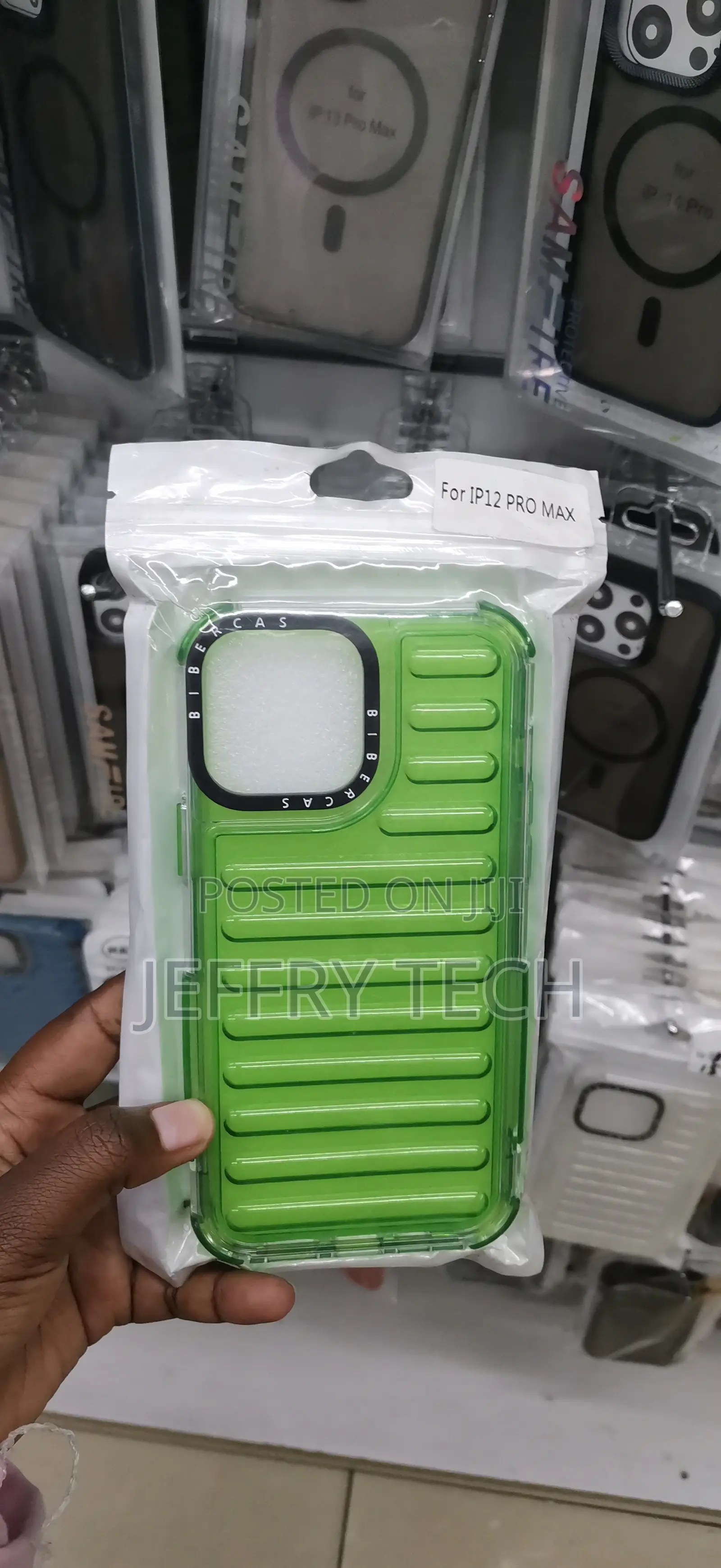 iPhone 12 Pro Max Horizontally Ribbed Tpu Case- Vibrant Green