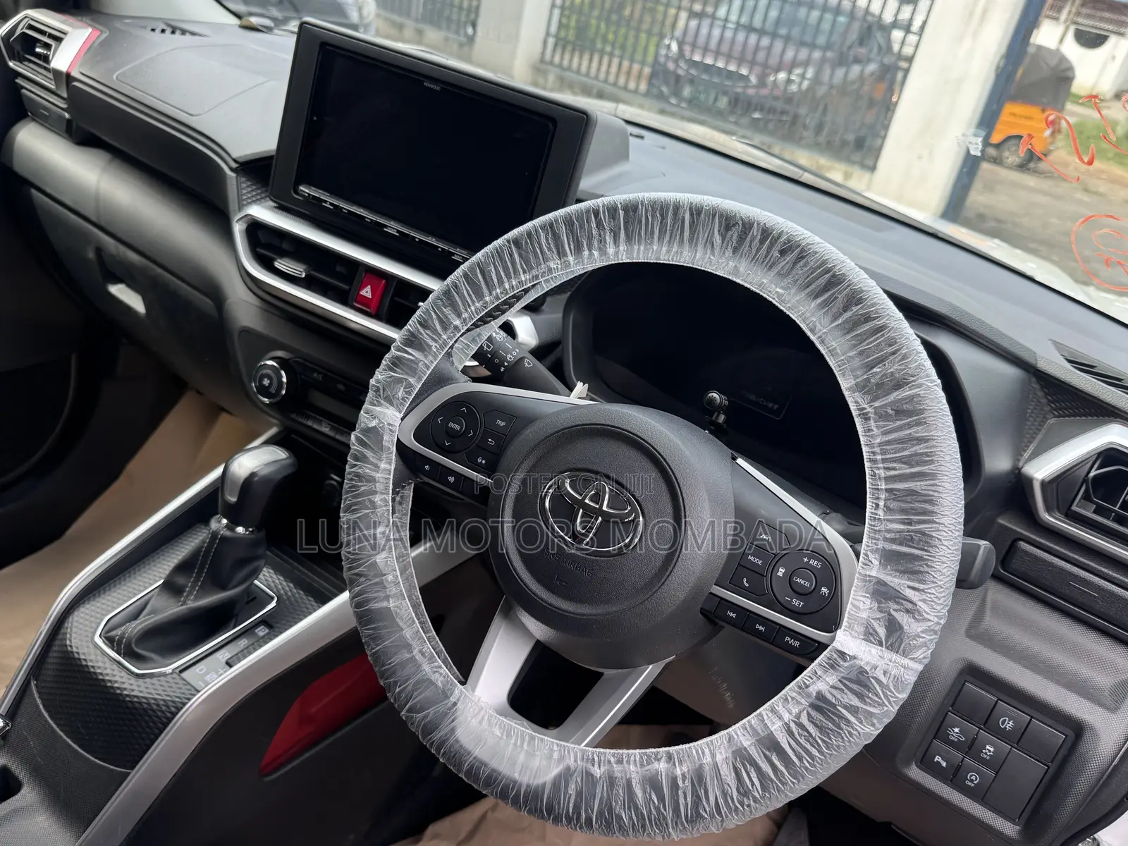 Toyota Raize 2019 White