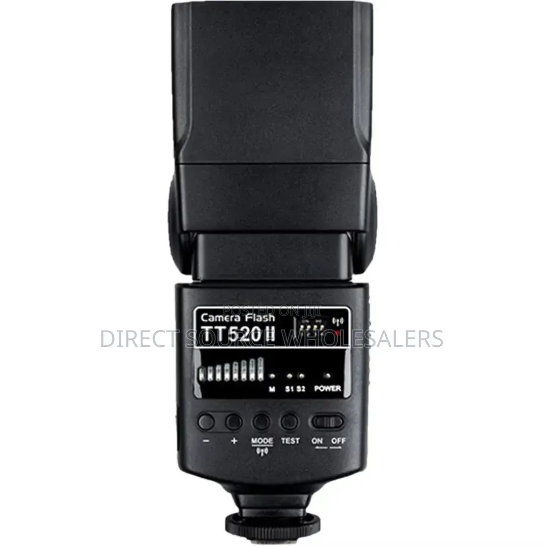 Capture Brighter and Sharper Photos With the Godox Tt520 Speedlight