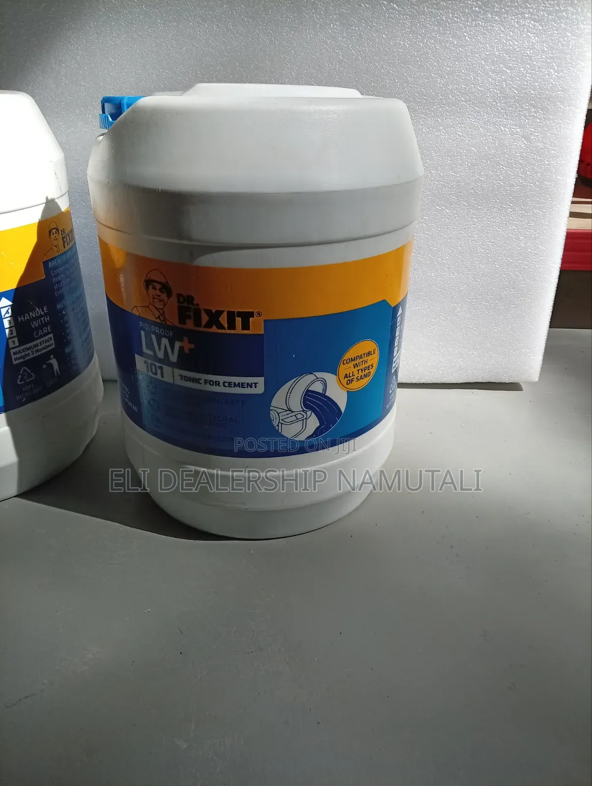 Dr. Fixit Lw+ 101 Concrete Waterproofing Liquid 20 Litres