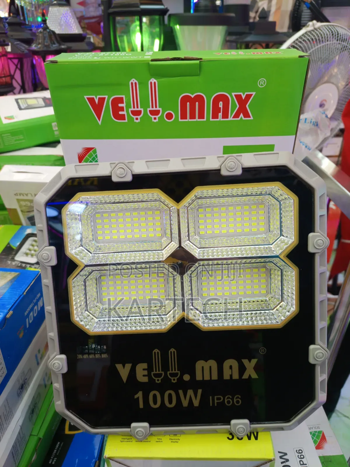 Vellmax 100w 1400 Lumen Solar Flood Light