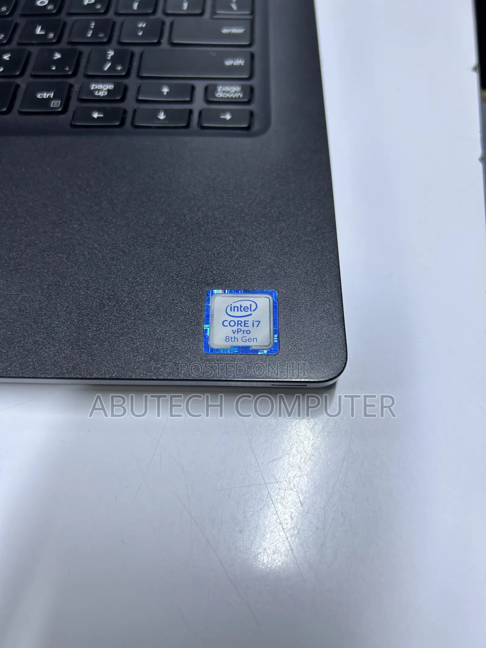 Laptop Dell Latitude 5300 16GB Intel Core i7 SSD 512GB