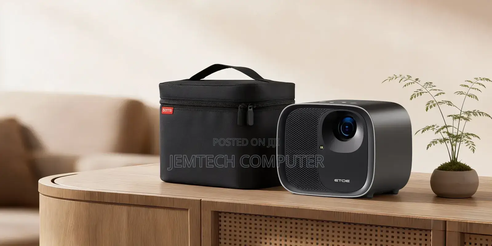 Etoe E3 Pro Projector
1080p Portable Projector