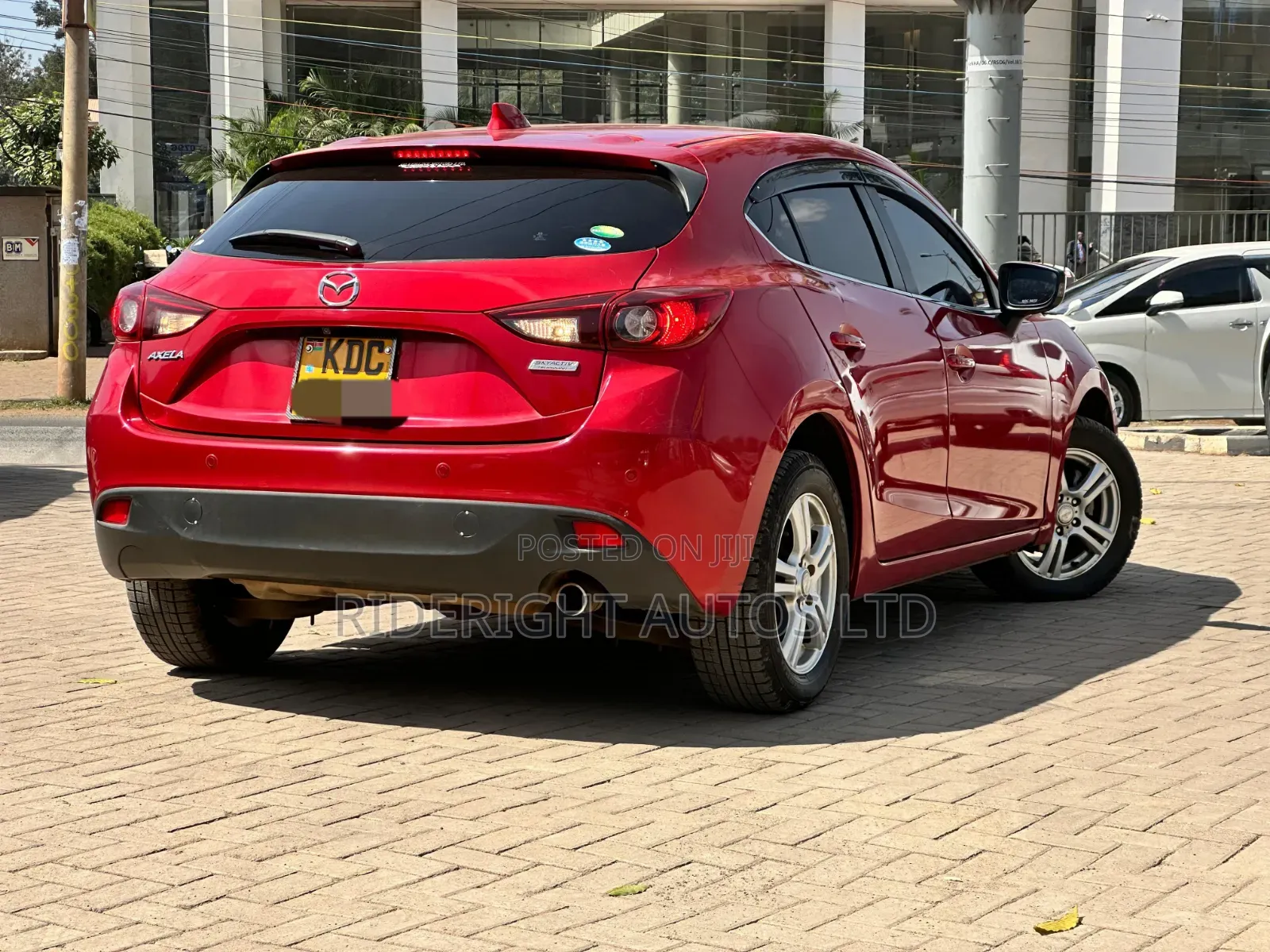 Mazda Axela SV Premium 2014 Red